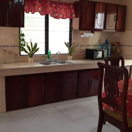 Nicole'S Guest Home Higuey Екстериор снимка