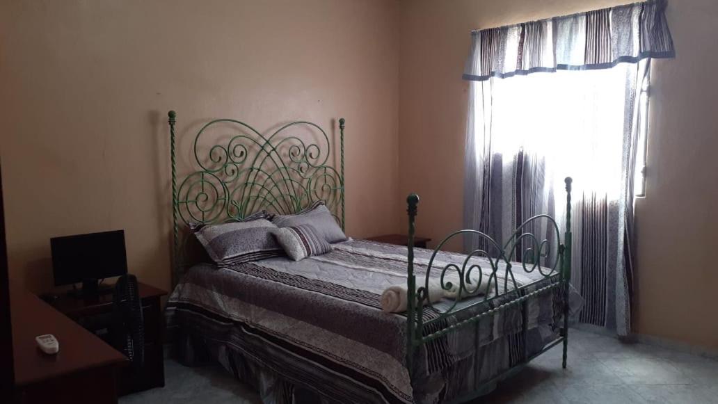 Nicole'S Guest Home Higuey Екстериор снимка